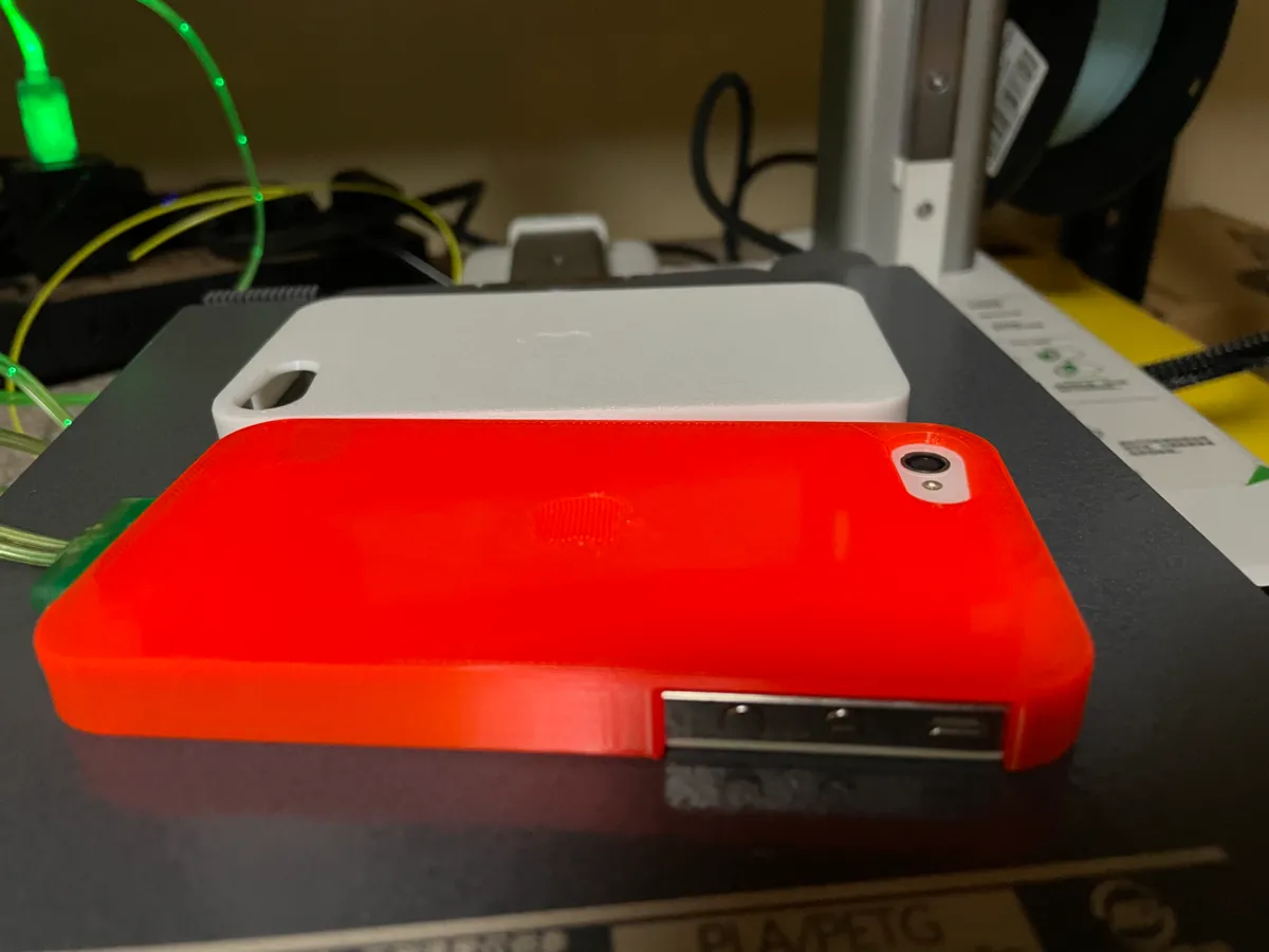 iPhone 4/4s Case with Logo Cutout