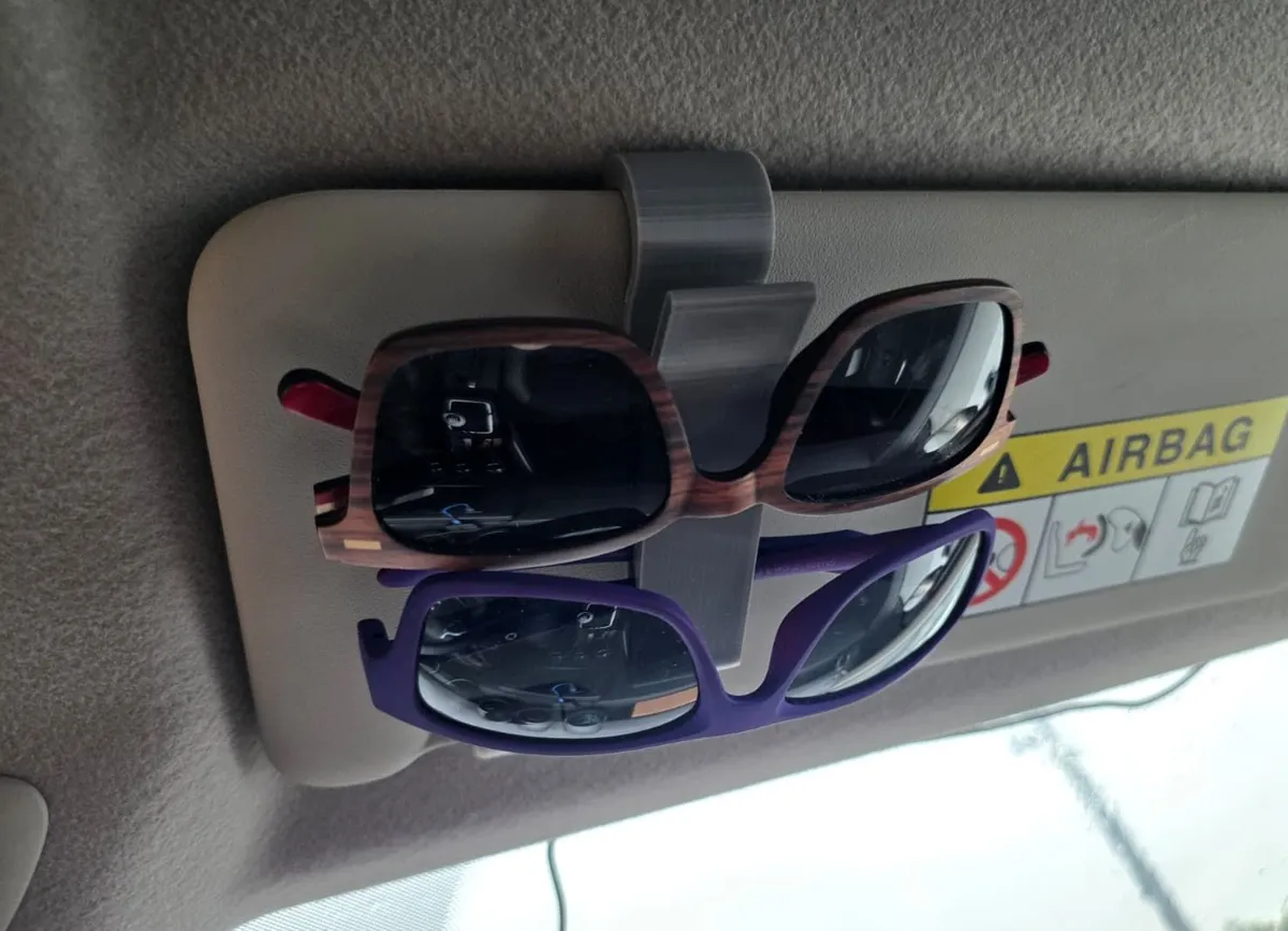 Durable Car Sun Visor Glasses Holder 2026, photo 3 of 4 - Durable Car Sun Visor Glasses Holder 2026 Car & Vehicle