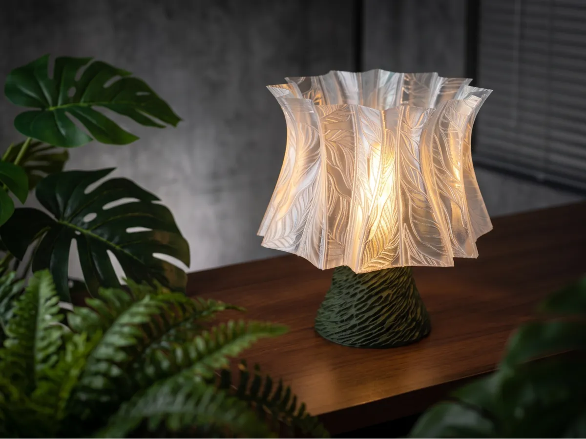 Elarion Leaf E27 Lamp, Organic Textured Table Lamp