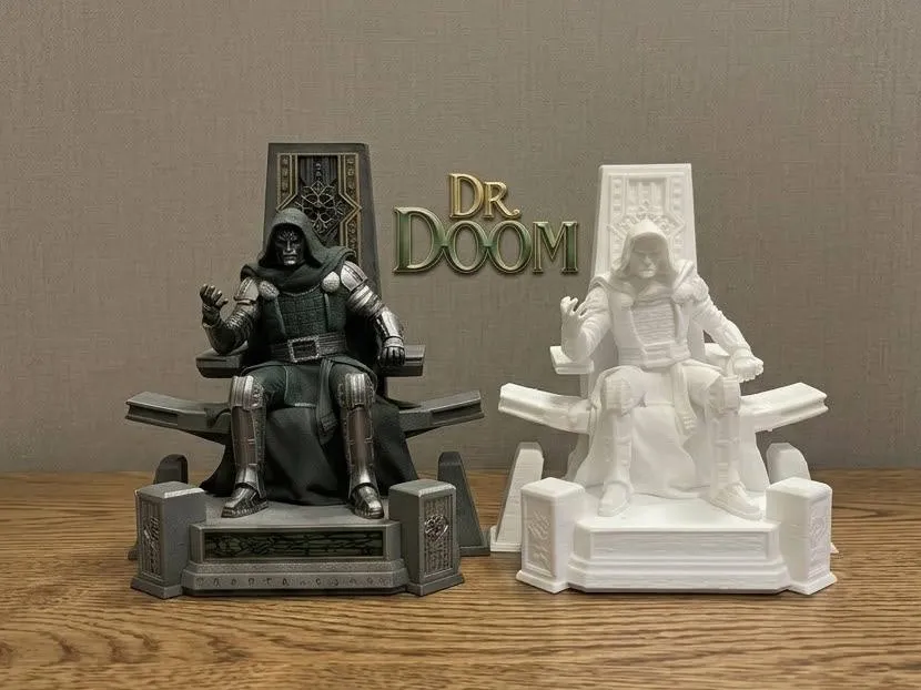 Dr. Doom - Dottor Doom - Marvel Figure trono - Marvel Figures, in stock