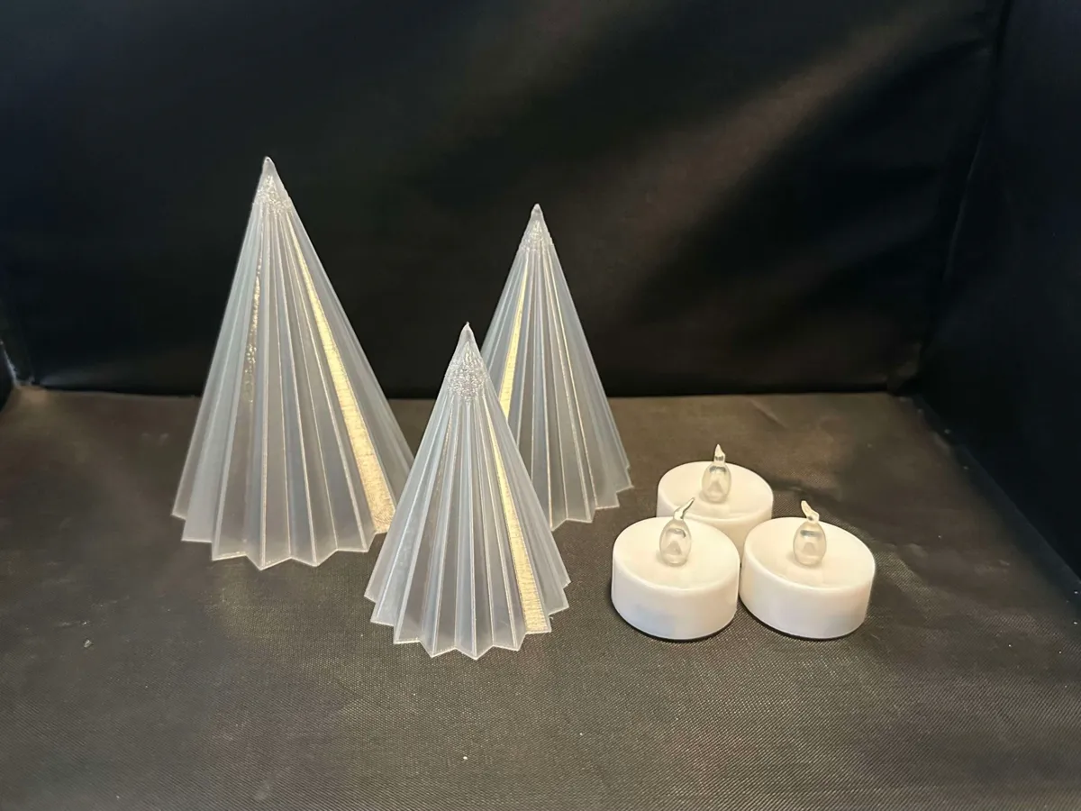 Vase Mode Christmas Tree Votive LED Tealight Set, photo 2 of 2 - Vase Mode Christmas Tree Votive LED Tealight Set Home Decor Items