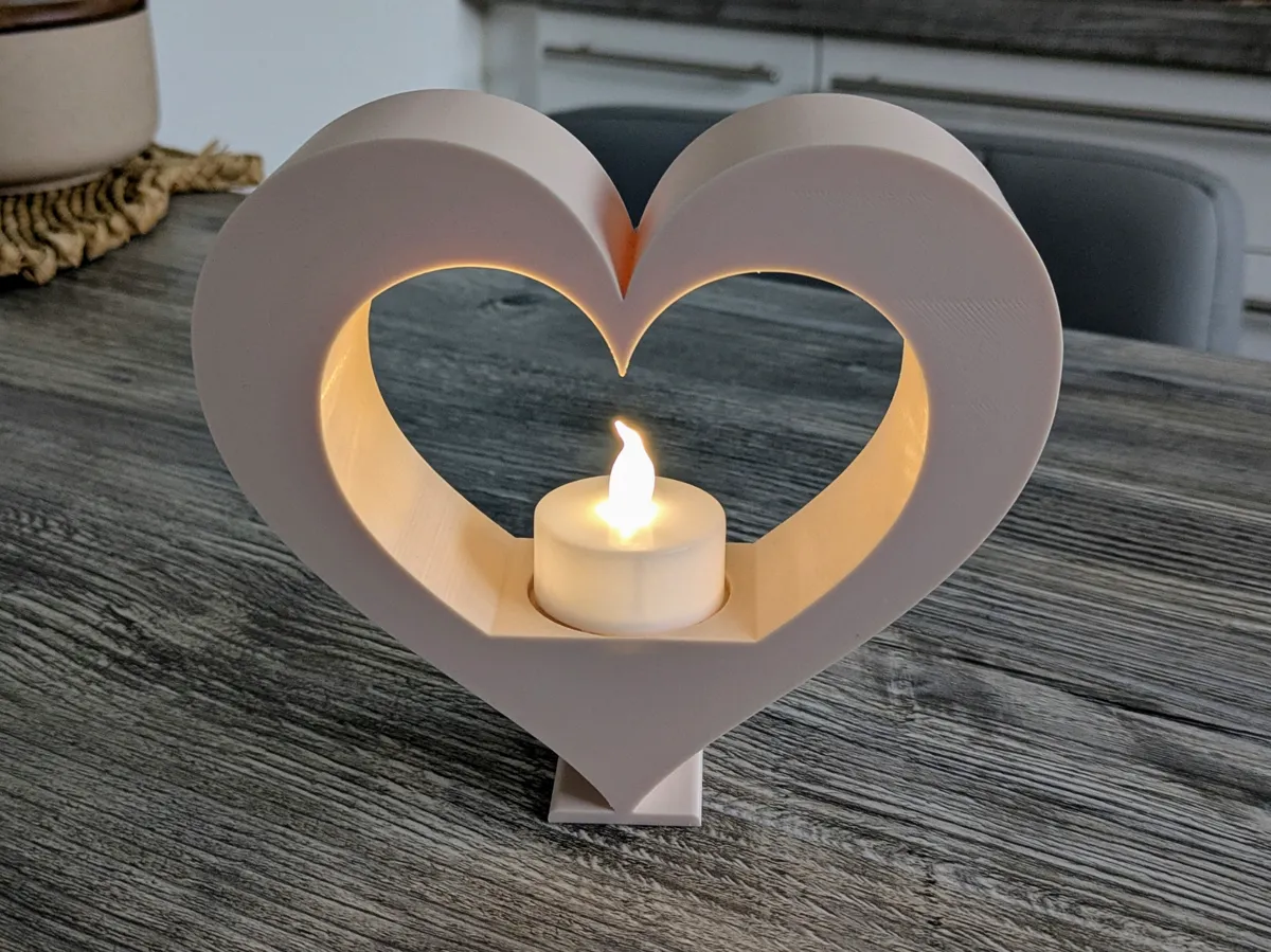 Heart tealight candle holder