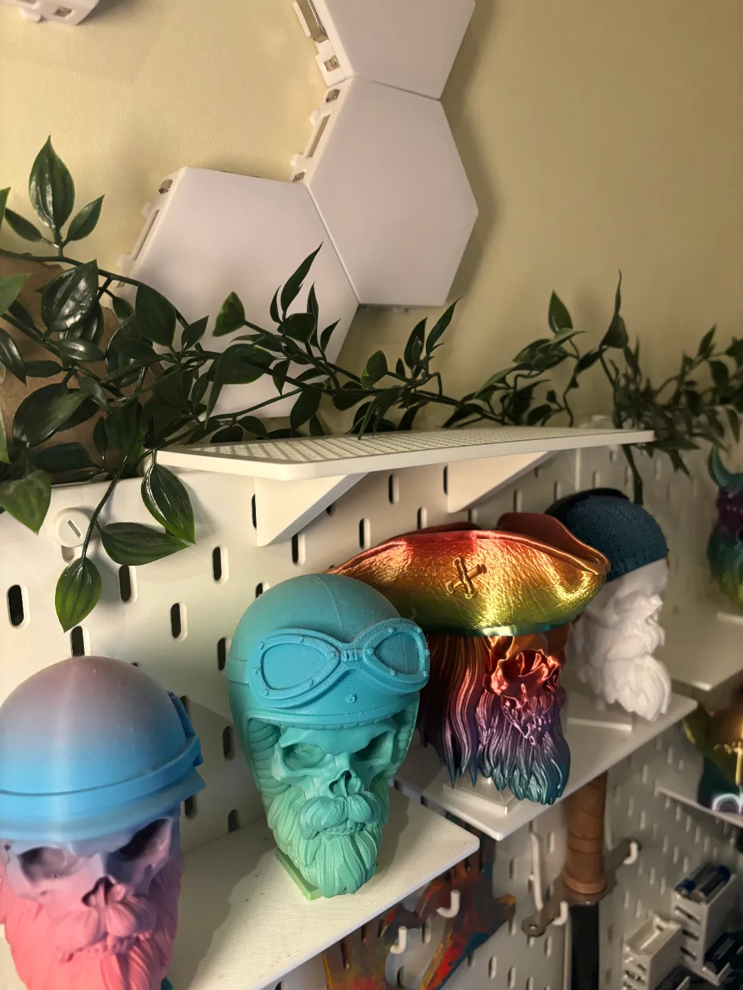 Skadis Top Shelf (resize)