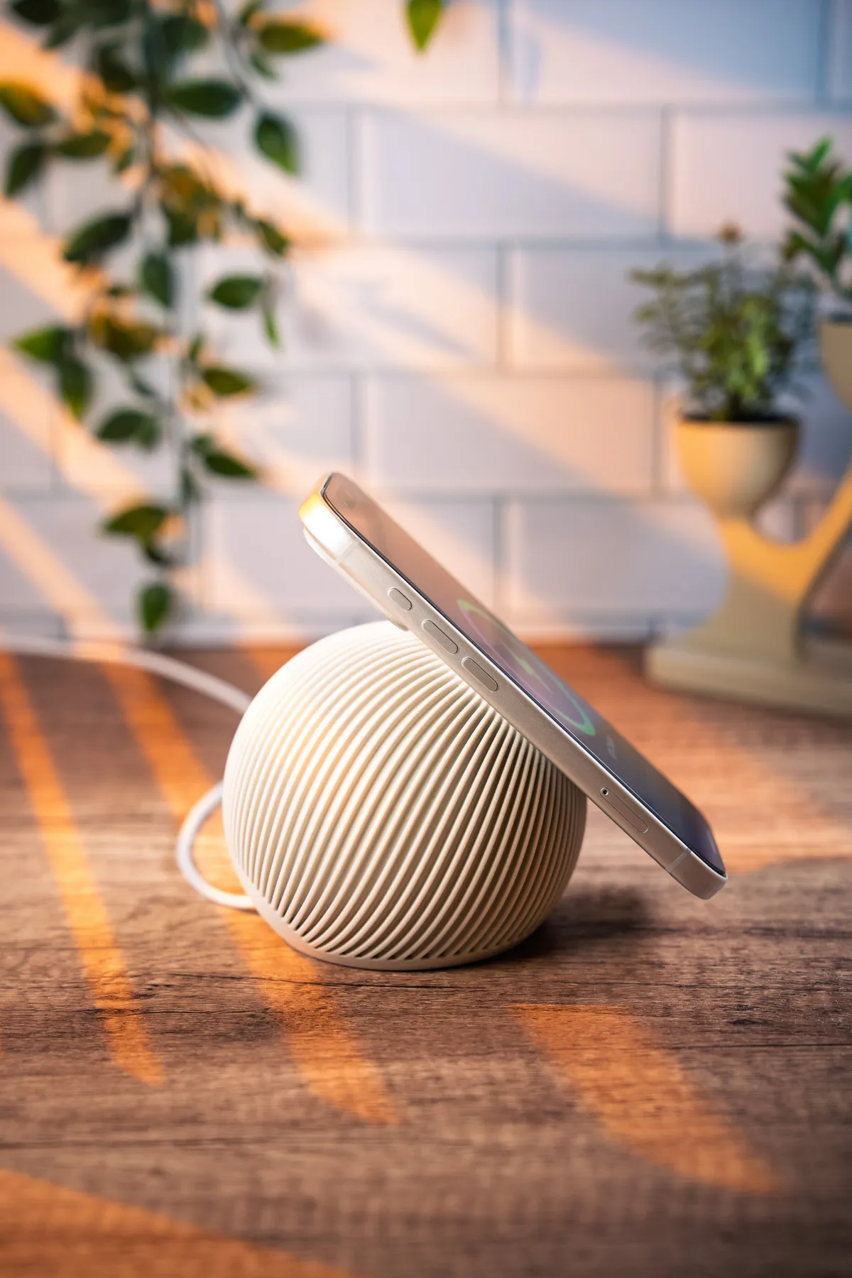 Spherical MagSafe iPhone Charger Dock, photo 3 of 4 - Spherical MagSafe iPhone Charger Dock Mobile & Device Accessories