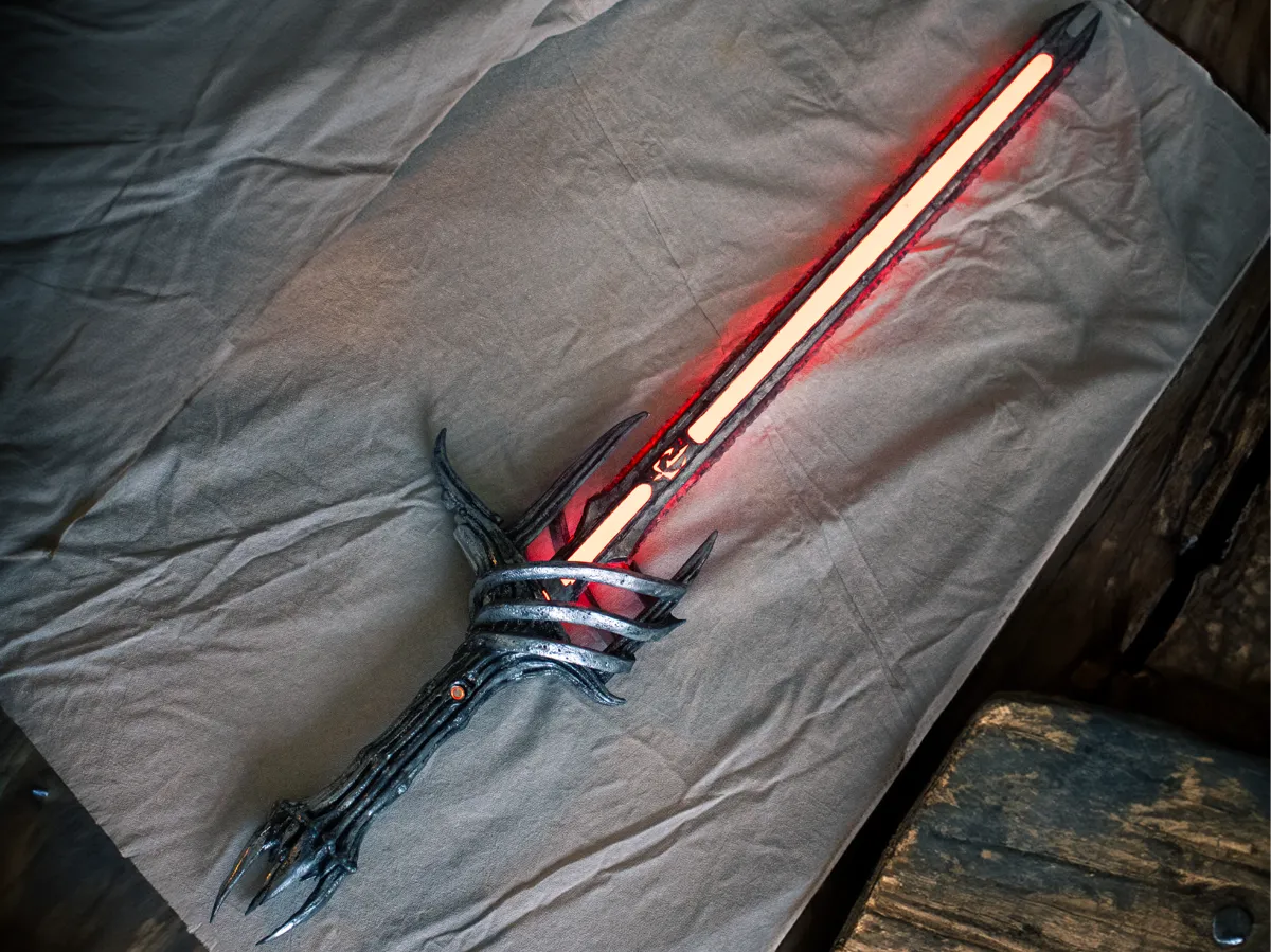 Blade of the Sith Lord, Darth Sauron