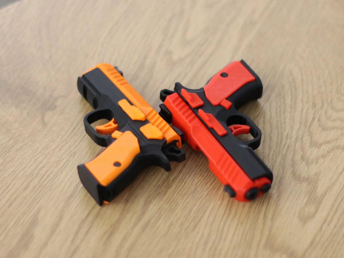 CZ Shadow Fidget Keychain, Slide-Action Toy, photo 3 of 4 - CZ Shadow Fidget Keychain, Slide-Action Toy Keychains