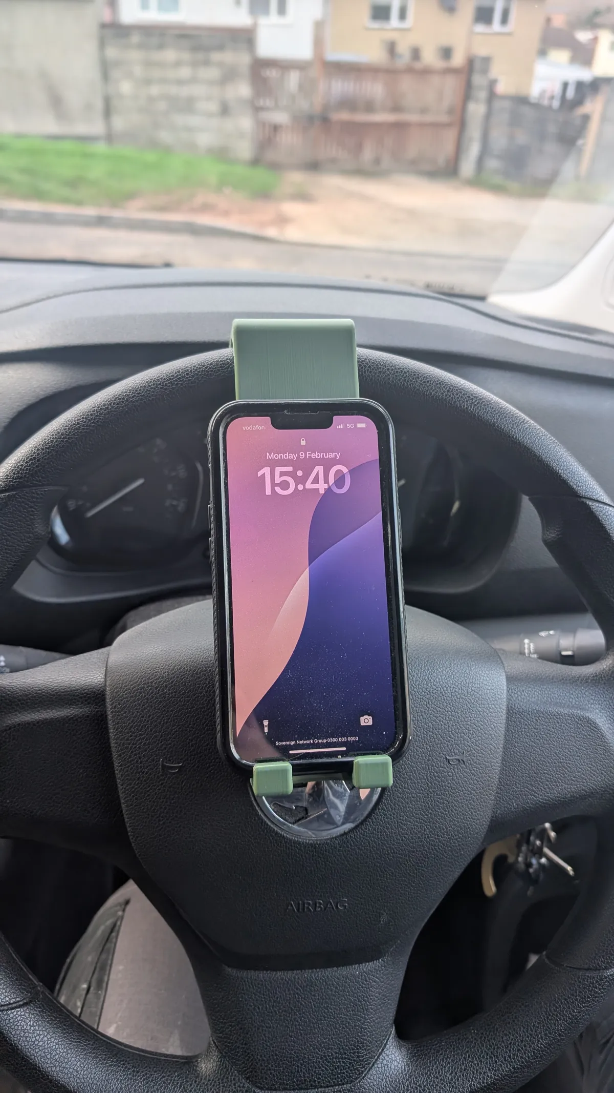 Steering Wheel Phone Hook Holder, photo 3 of 4 - Steering Wheel Phone Hook Holder Mobile & Device Accessories