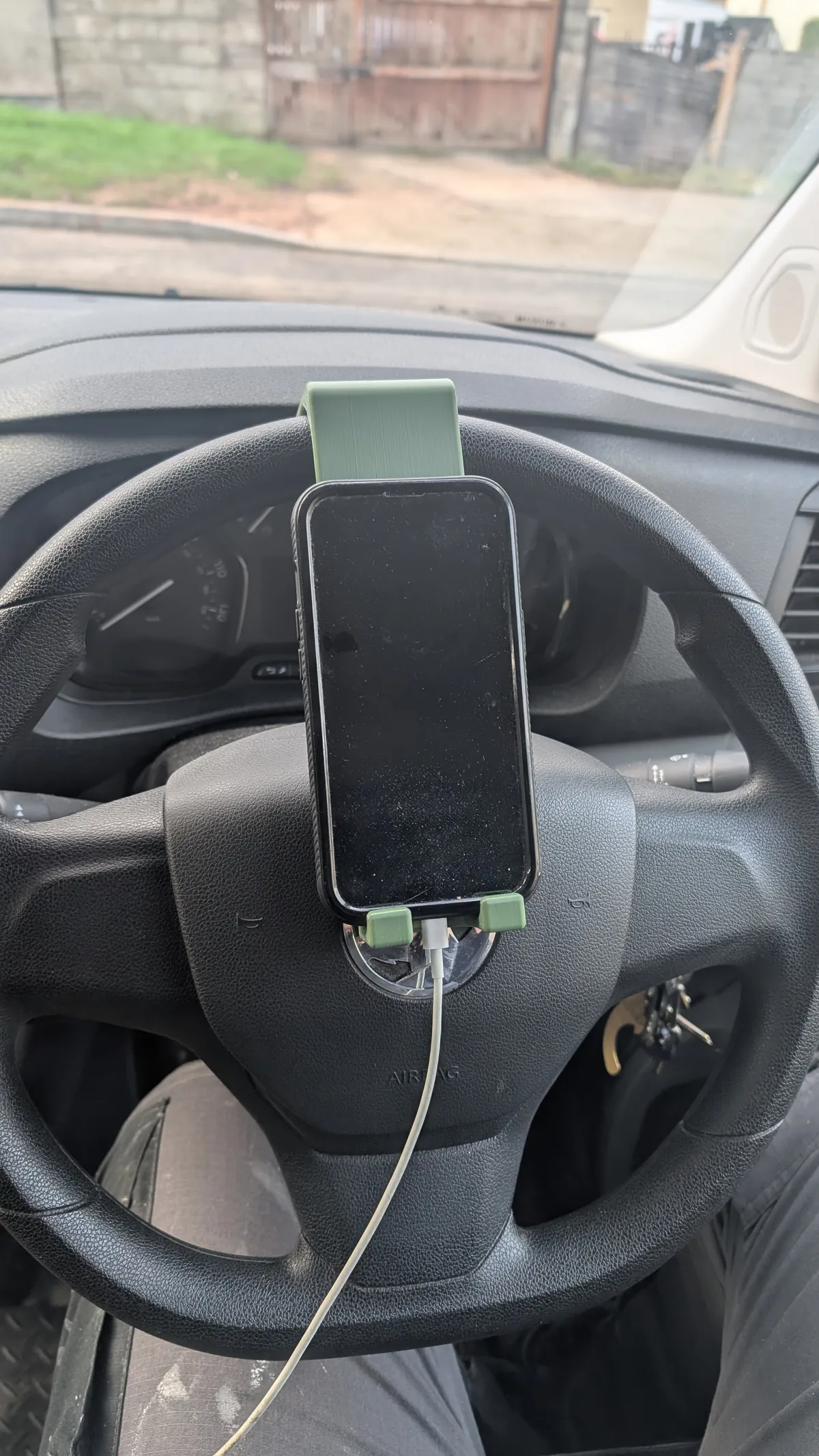 Steering Wheel Phone Hook Holder, photo 4 of 4 - Steering Wheel Phone Hook Holder Mobile & Device Accessories