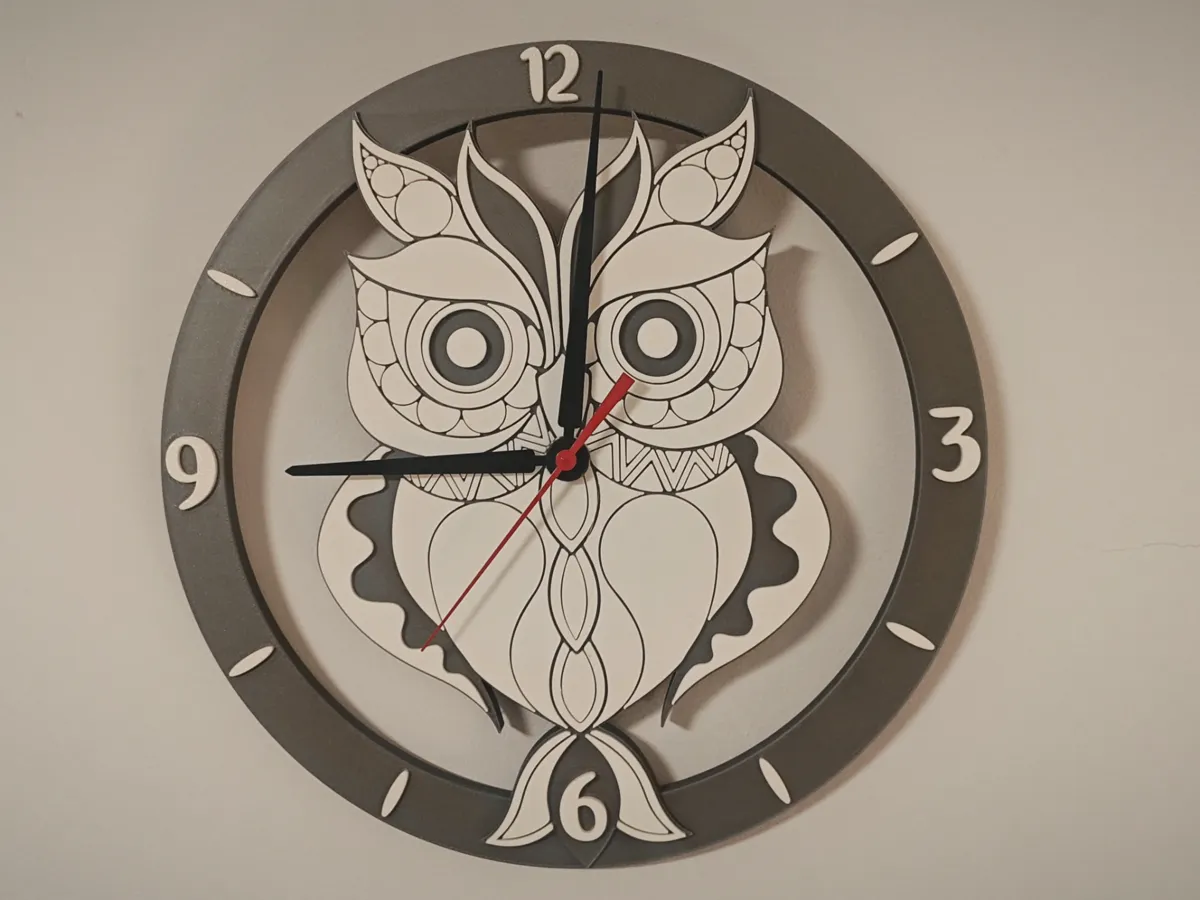 Clock with the owl