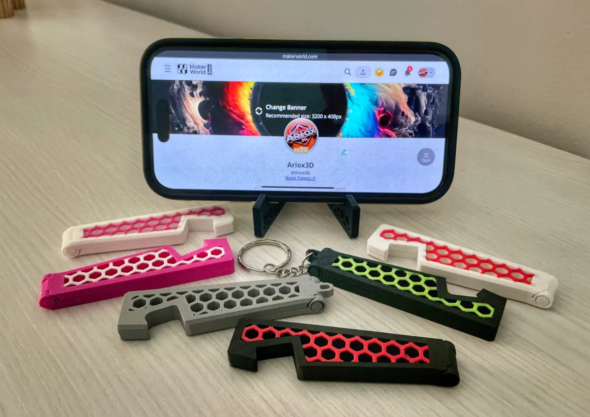 Modern Foldable Phone Stand