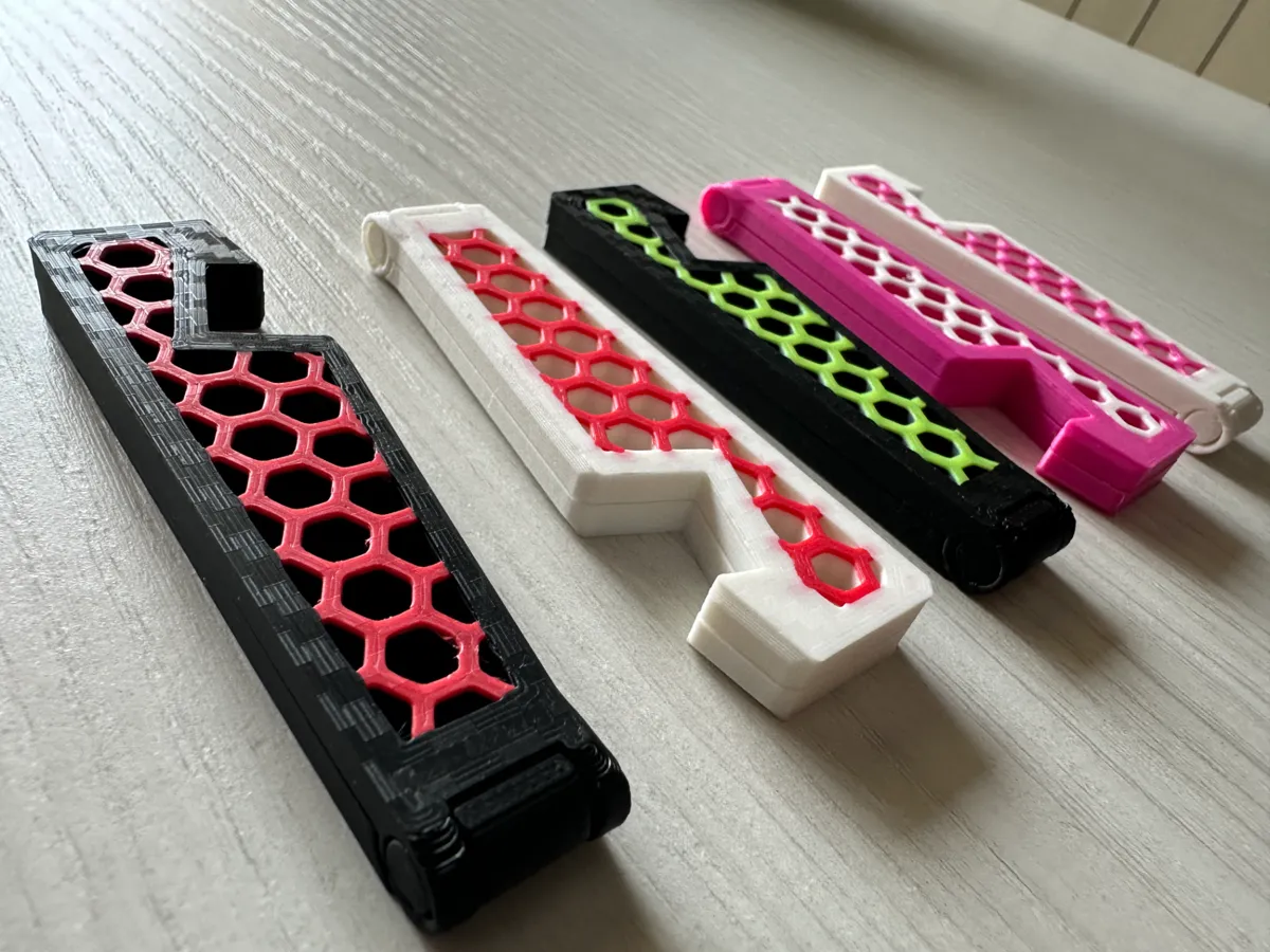 Modern Foldable Phone Stand, photo 4 of 4 - Modern Foldable Phone Stand Mobile & Device Accessories