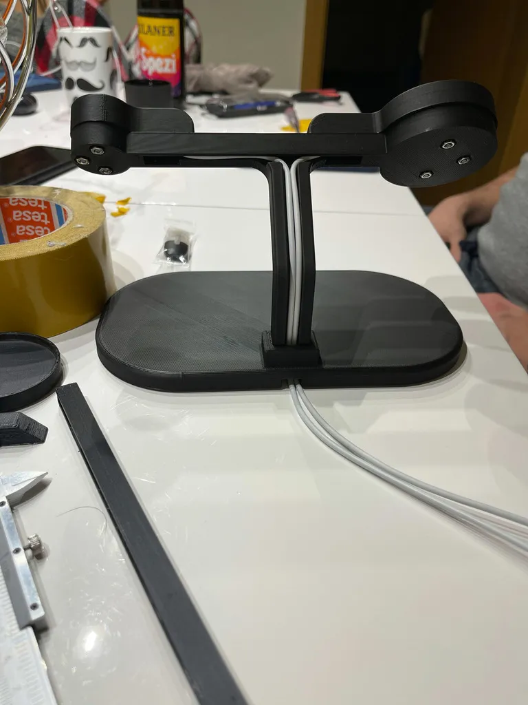 Magsafe / Apple Watch Charging Station, photo 3 of 4 - Magsafe / Apple Watch Charging Station Mobile & Device Accessories