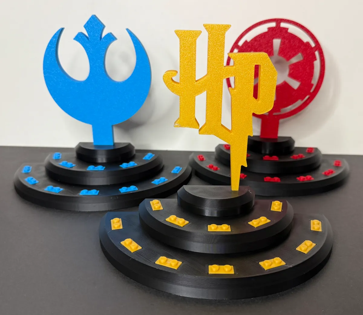 Star Wars Imperial Minifig Display Stand, photo 4 of 4 - Star Wars Imperial Minifig Display Stand Toys & Games