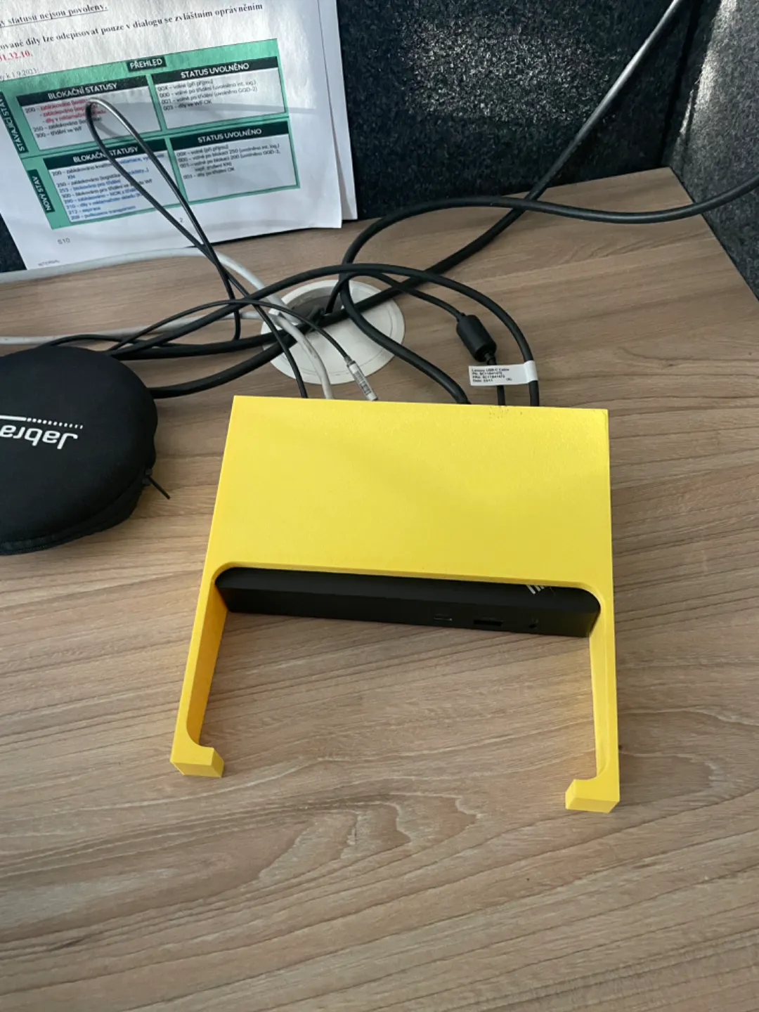 Lenovo thinkpad dock cover, photo 2 of 4 - Lenovo thinkpad dock cover Storage & Organisation