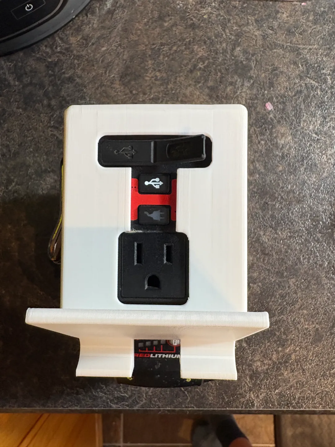 Milwaukee M18 Top-Off Phone Stand, photo 3 of 4 - Milwaukee M18 Top-Off Phone Stand Mobile & Device Accessories