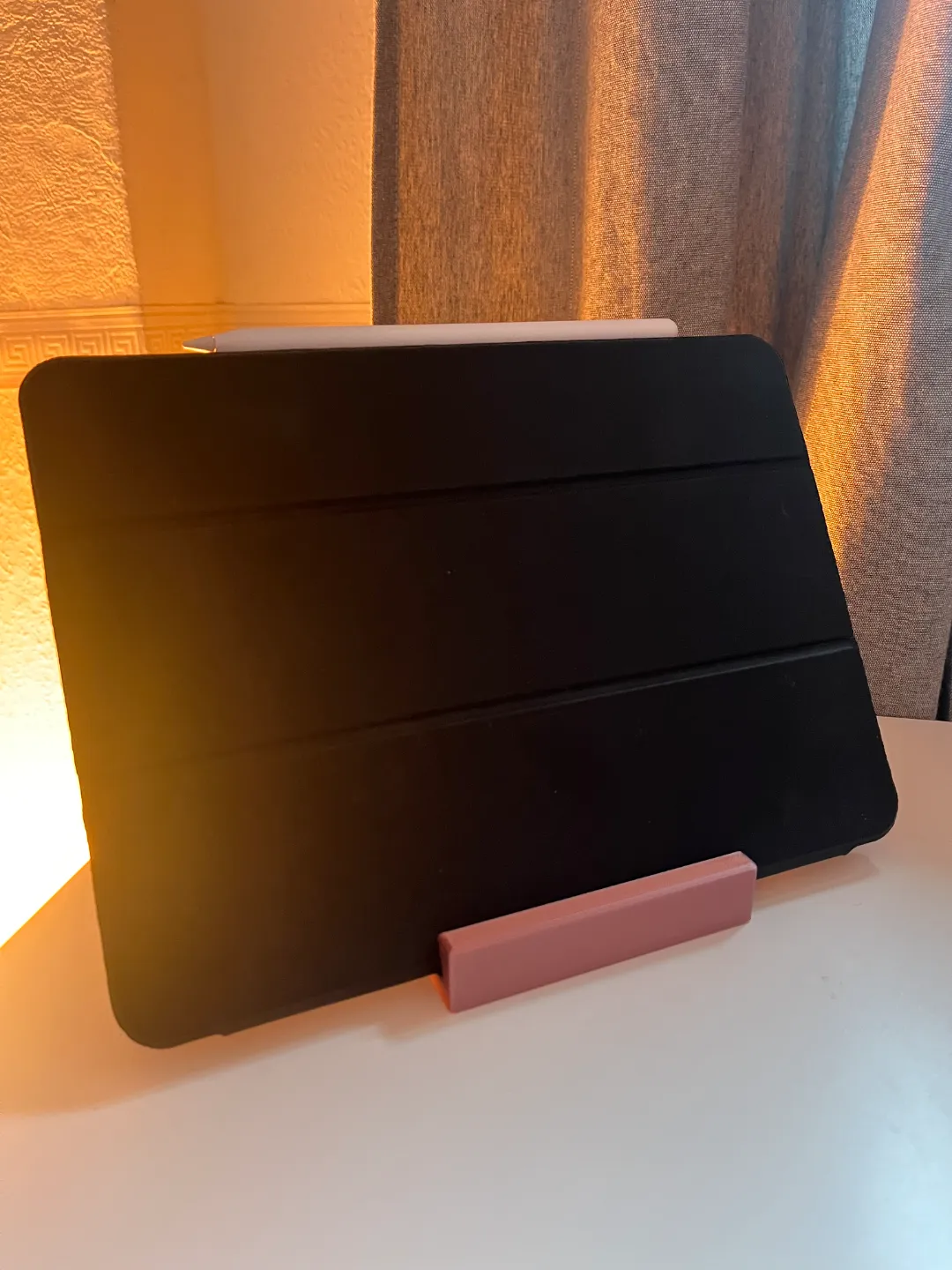 Ständer für Tablet (Ipad) / Handy, photo 3 of 4 - Ständer für Tablet (Ipad) / Handy Mobile & Device Accessories