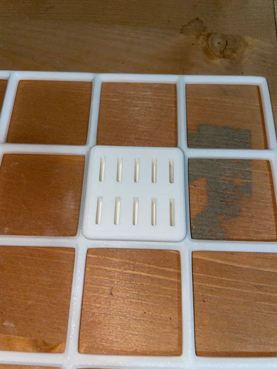 Gridfinity Ultra Small Micro SD Holder, photo 2 of 4 - Gridfinity Ultra Small Micro SD Holder Tools