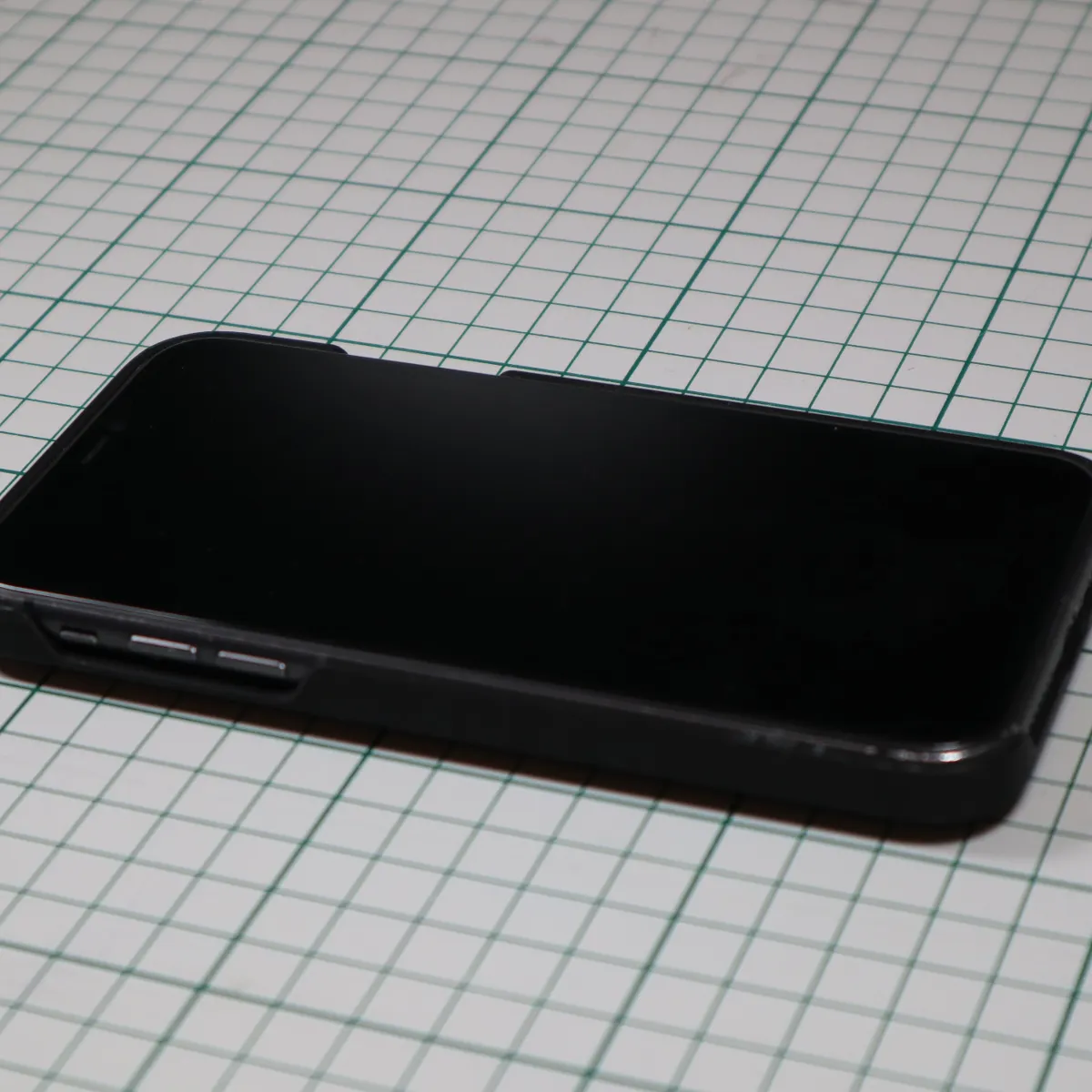 iPhone 11 Cover with Straight Edges, photo 4 of 4 - iPhone 11 Cover with Straight Edges Hobby & DIY