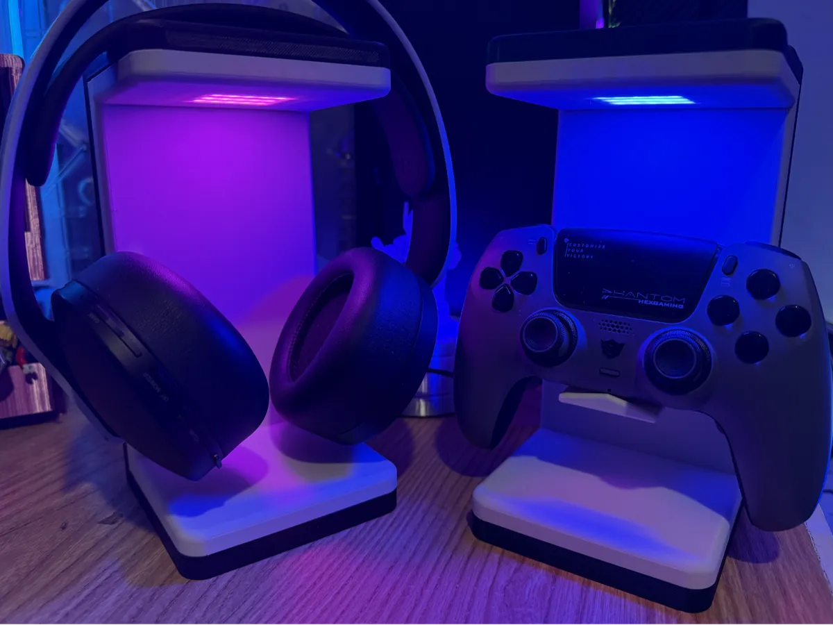 RGB Headphones and Controller Holder WLED + ESP32 - Electronics, in stock in India