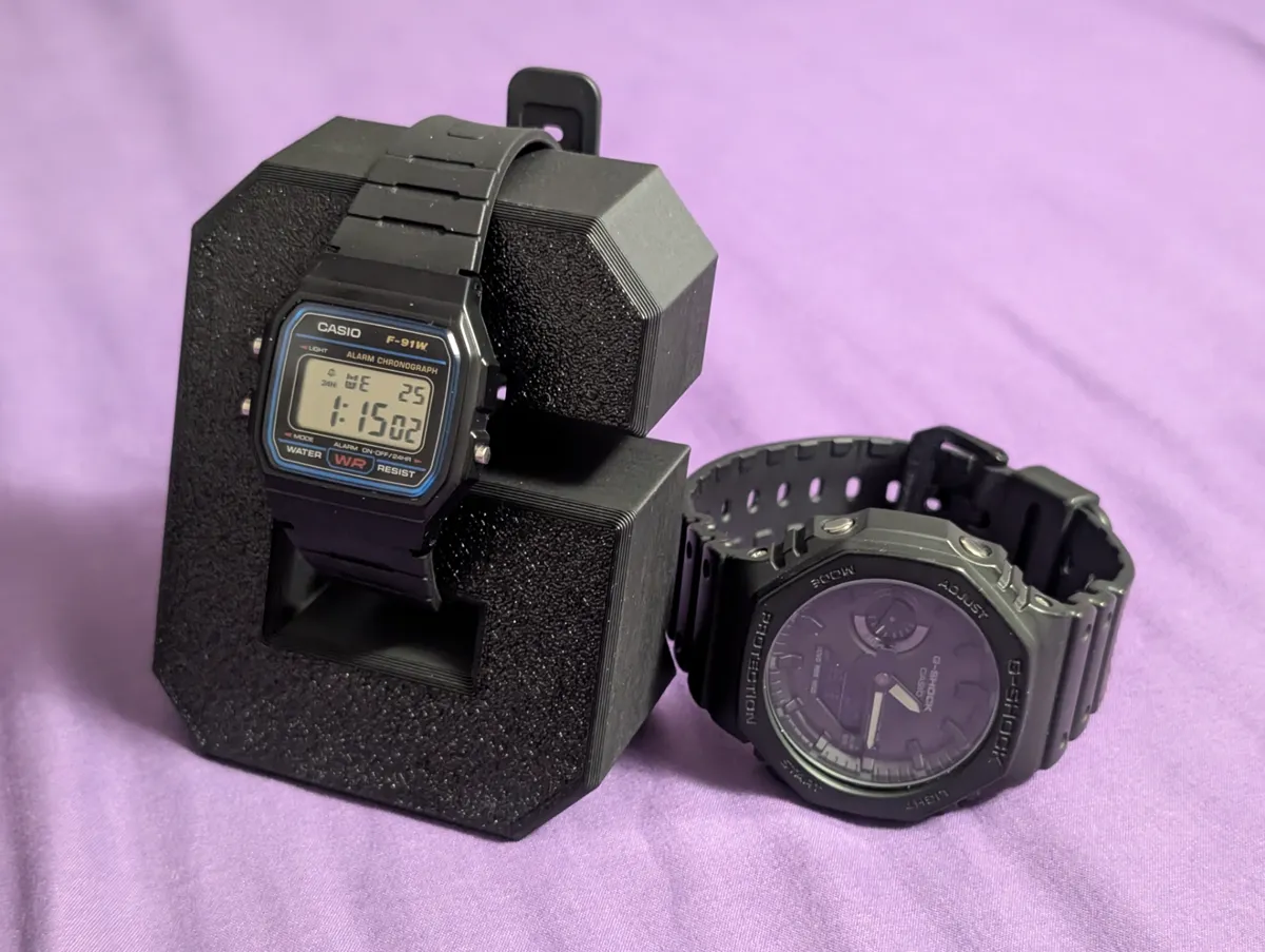 Casio G-SHOCK watch stand, photo 3 of 4 - Casio G-SHOCK watch stand Fashion