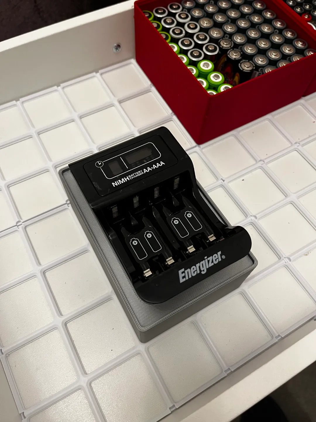 Gridfinity Battery Charger bin Energizer CHP42UK, photo 4 of 4 - Gridfinity Battery Charger bin Energizer CHP42UK Tools