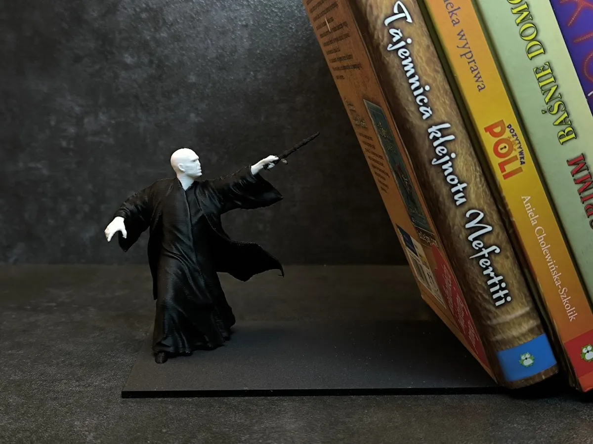 Voldemort Bookend, photo 4 of 4 - Voldemort Bookend Desk & Office