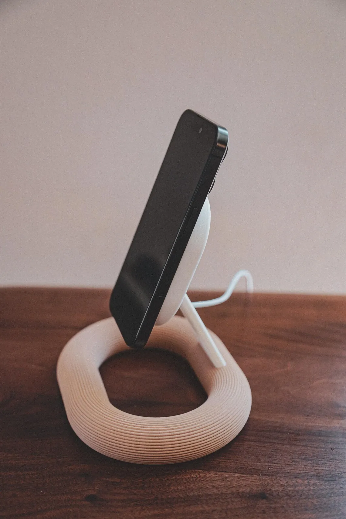 Aero Dock MagSafe Charging Stand, photo 4 of 4 - Aero Dock MagSafe Charging Stand Mobile & Device Accessories