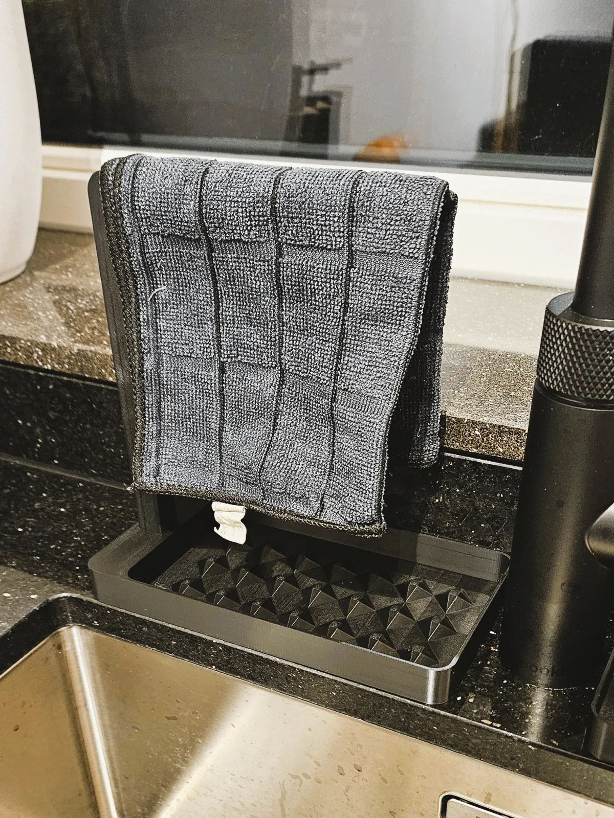 Sponge Holder & Dishcloth Hanger, photo 3 of 4 - Sponge Holder & Dishcloth Hanger Household