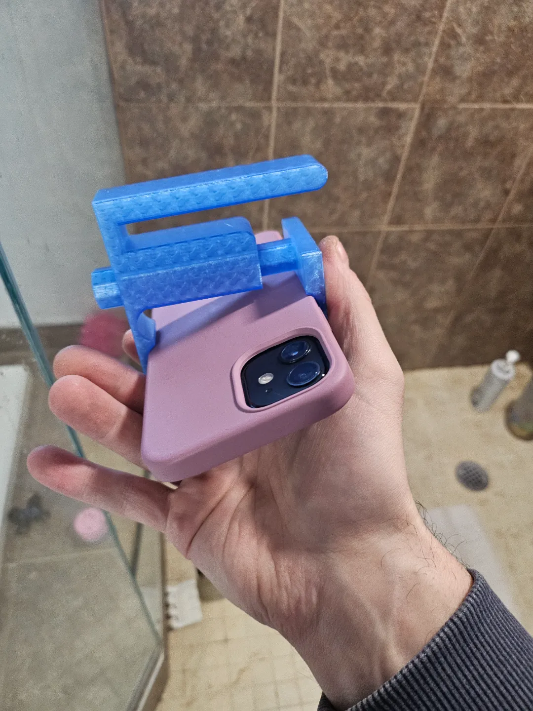 Universal Shower Glass Phone Holder, photo 2 of 4 - Universal Shower Glass Phone Holder Mobile & Device Accessories