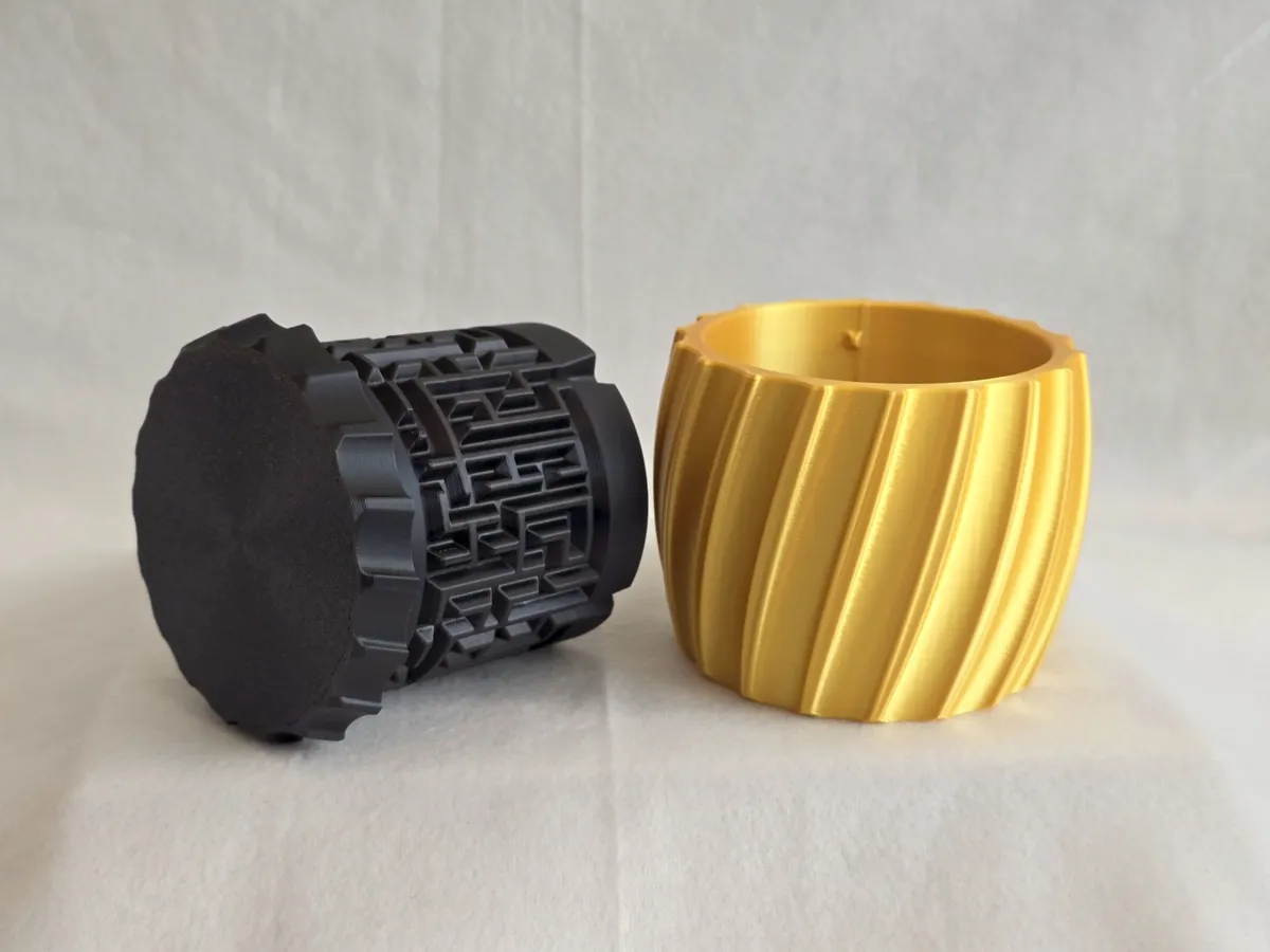 Curved Maze Puzzle Box - Gift Container, photo 3 of 4 - Curved Maze Puzzle Box - Gift Container Toys, Games & Hobbies
