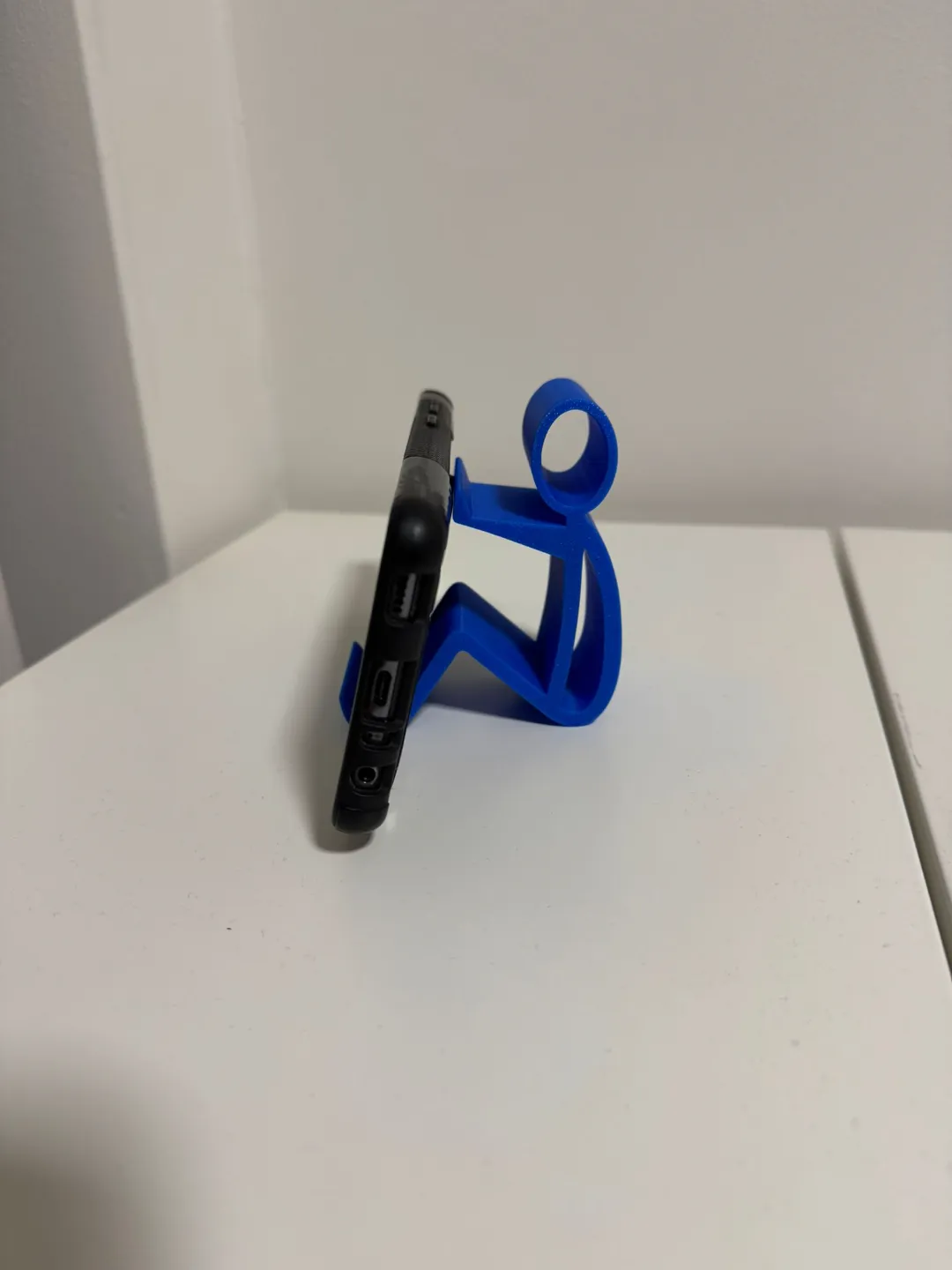Phone Holder Person Sitting Stand, photo 2 of 4 - Phone Holder Person Sitting Stand Household