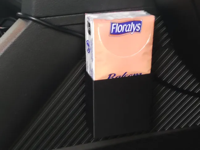 YouClip Tissue holder