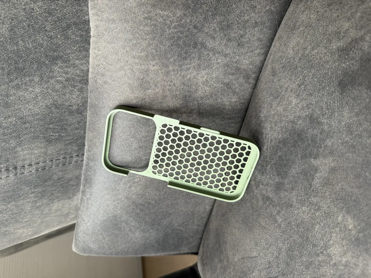 iPhone 17 Pro Max Hexagon Case with Camera Bump, photo 4 of 4 - iPhone 17 Pro Max Hexagon Case with Camera Bump Mobile & Device Accessories