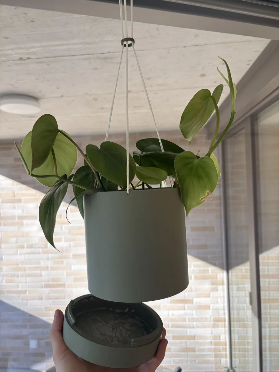 Minimalist Hanging Planter Ø120 mm with Drip Tray, photo 3 of 4 - Minimalist Hanging Planter Ø120 mm with Drip Tray Garden & Outdoor