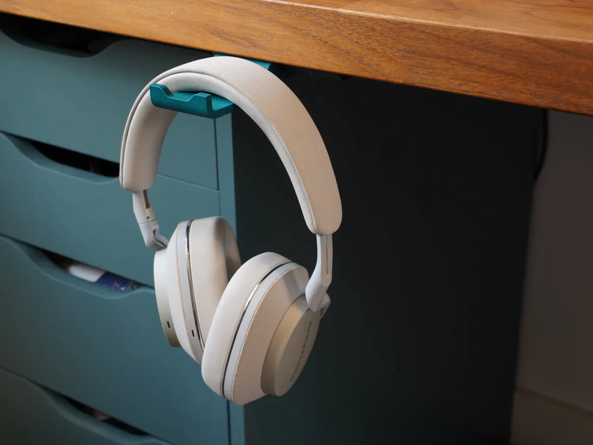 Foxwood Studio - Dock Headphone - Hanger - Minimal Headphone Stands, in stock