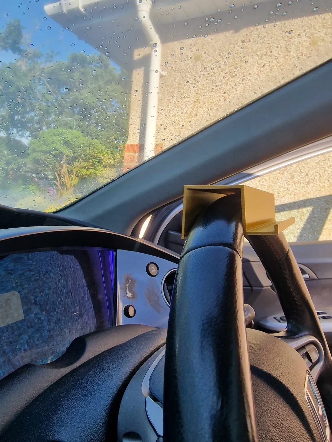 Steering Wheel Phone and Tablet Holder, photo 2 of 4 - Steering Wheel Phone and Tablet Holder Hobby & DIY