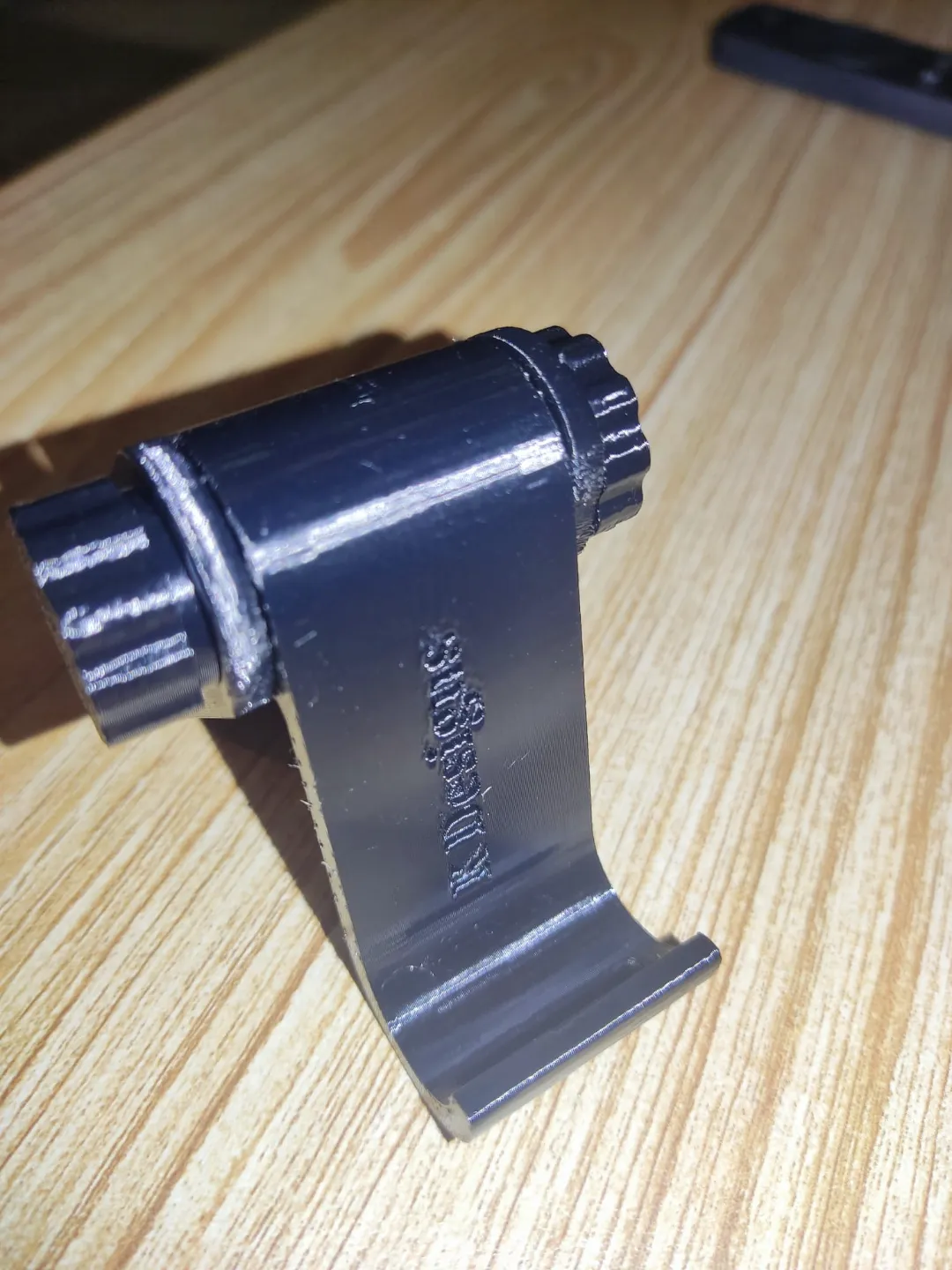 Mobile Phone Stand - Adjustable, photo 2 of 3 - Mobile Phone Stand - Adjustable Tools