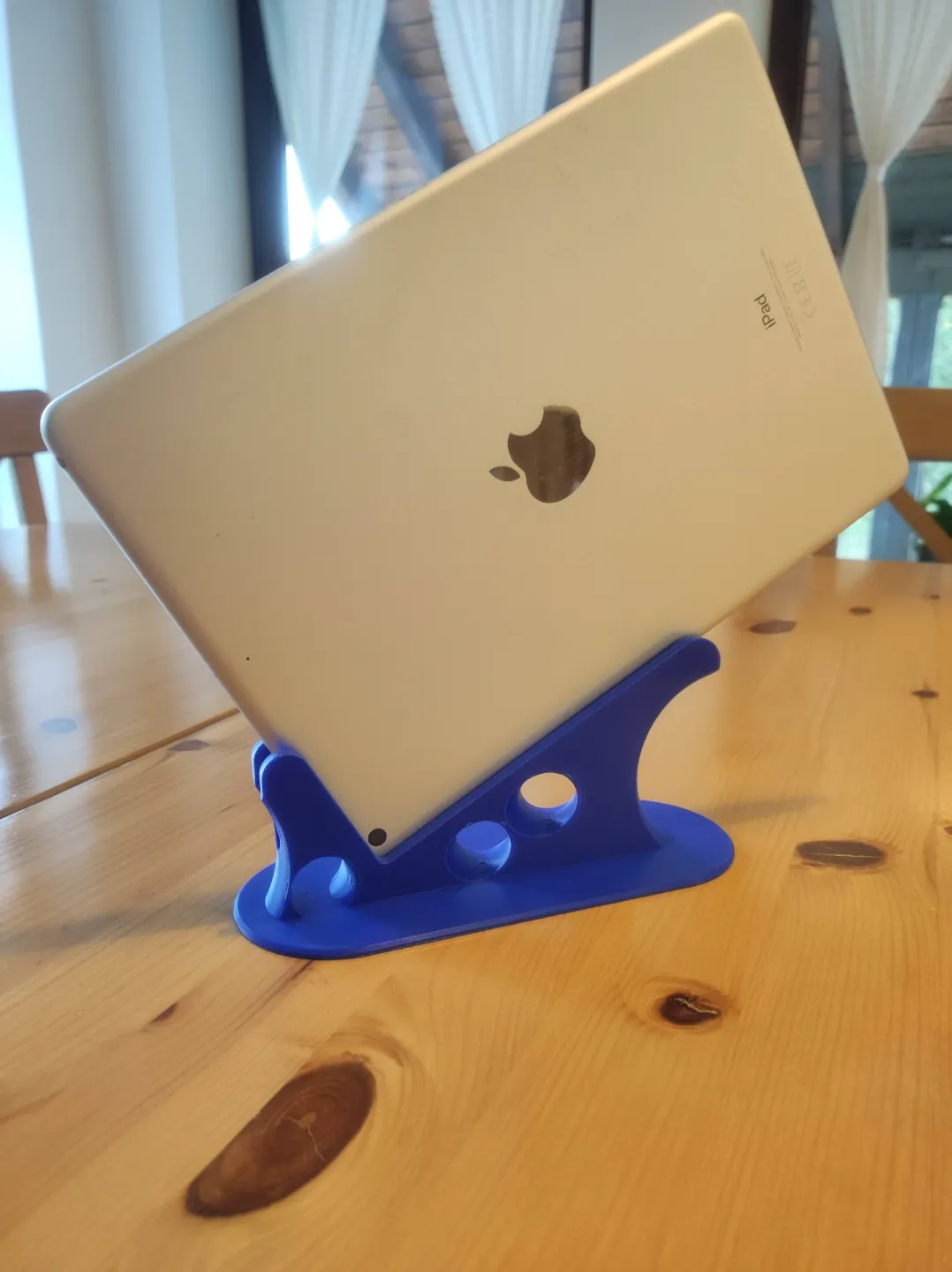 BedEase + Ergonomic tablet stand for lying in bed, photo 3 of 4 - BedEase + Ergonomic tablet stand for lying in bed Mobile & Device Accessories