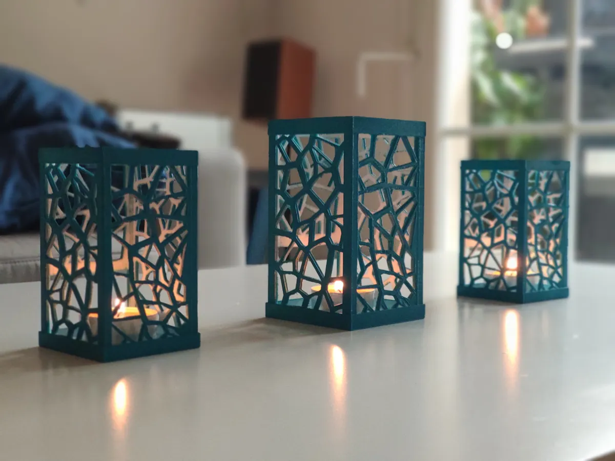 Voronoi tealight holder