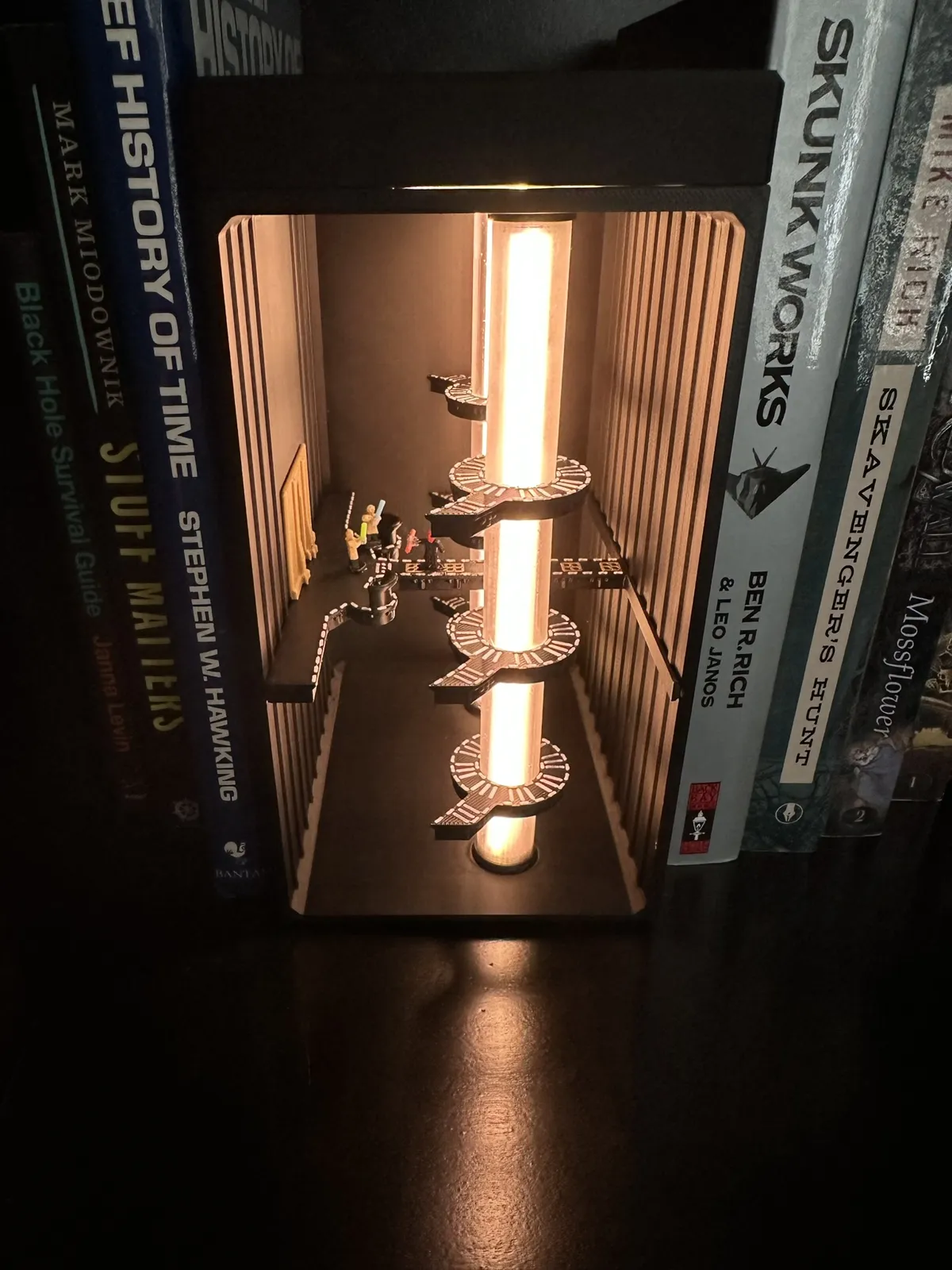 Theed Power Generator Book Nook (Darth Maul Scene), photo 3 of 4 - Theed Power Generator Book Nook (Darth Maul Scene) Home Decor Items