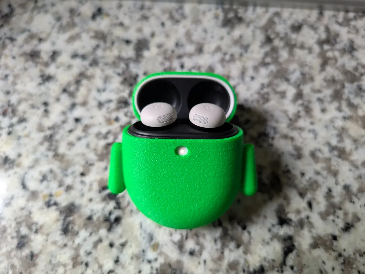 Robot Style Pixel Buds Pro 2 Case, photo 3 of 4 - Robot Style Pixel Buds Pro 2 Case Hobby & DIY