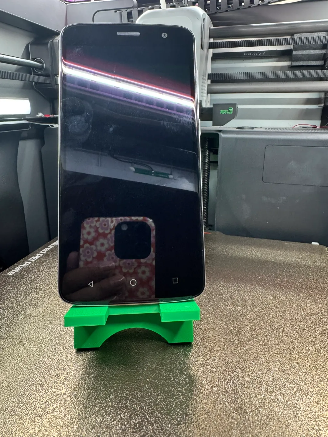 Christmas Tree Phone Stand, photo 4 of 4 - Christmas Tree Phone Stand Hobby & DIY