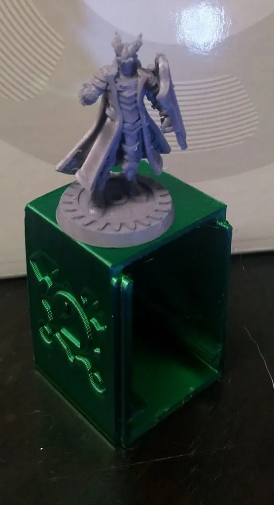Warforged artificer\sorcerer with shield, photo 2 of 4 - Warforged artificer\sorcerer with shield Miniatures