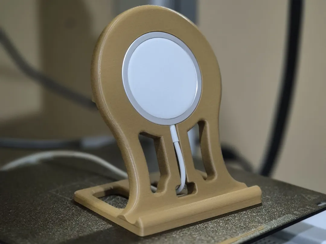 Universal Wireless Phone Charger Adapter - Office, in stock in India