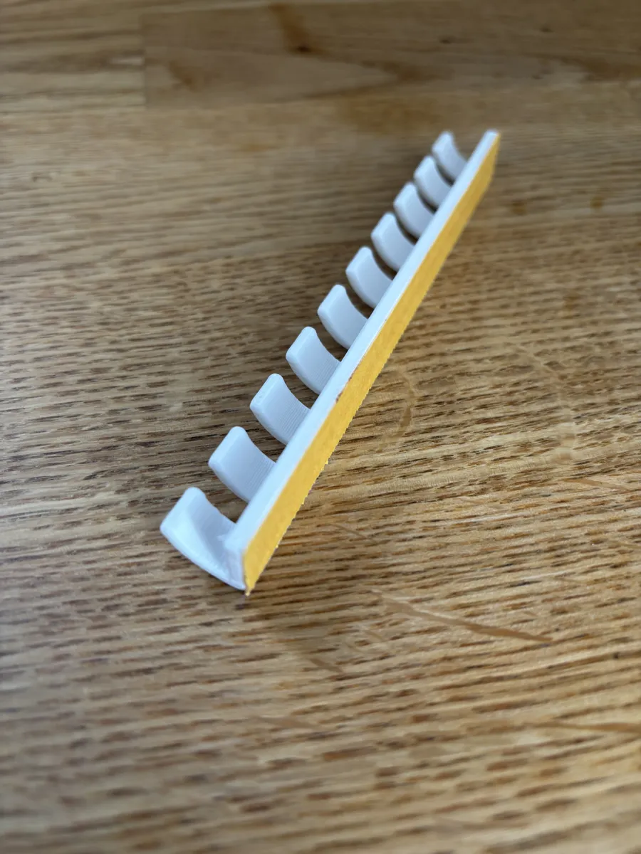 Cable Holder for Phone Chargers, photo 3 of 3 - Cable Holder for Phone Chargers Tools