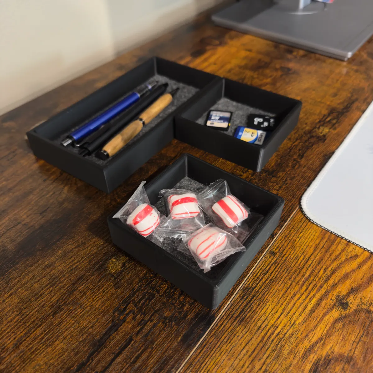 Magnetic Desk Organizer, photo 3 of 4 - Magnetic Desk Organizer Desk & Office