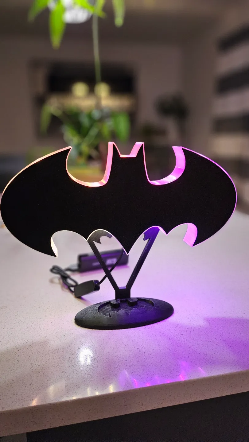 Tim Burton's1989 Batman LED Lightbox, photo 3 of 4 - Tim Burton's1989 Batman LED Lightbox Art