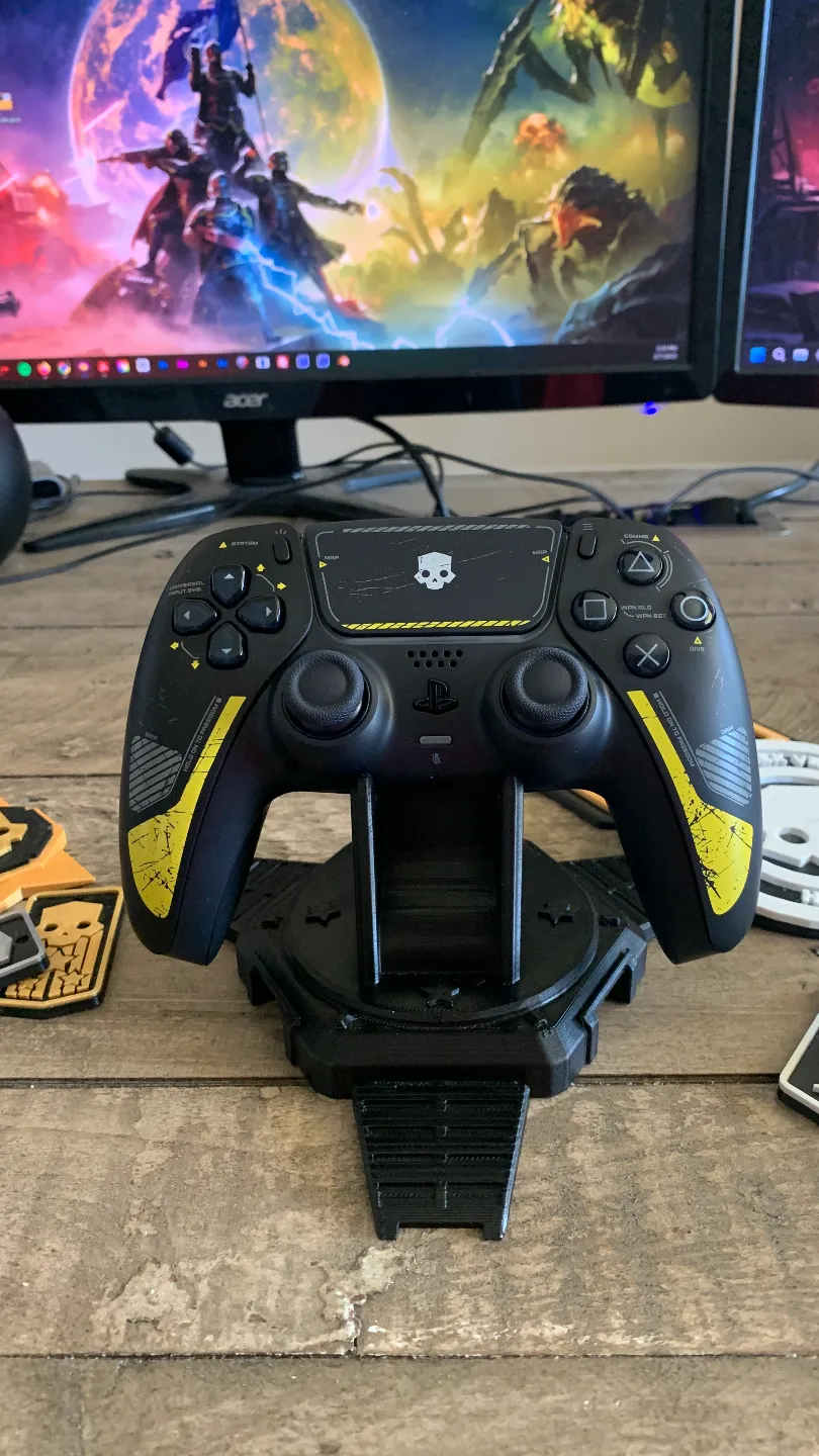 Helldivers 2 PS5 controller stand, photo 2 of 4 - Helldivers 2 PS5 controller stand Props & Cosplays