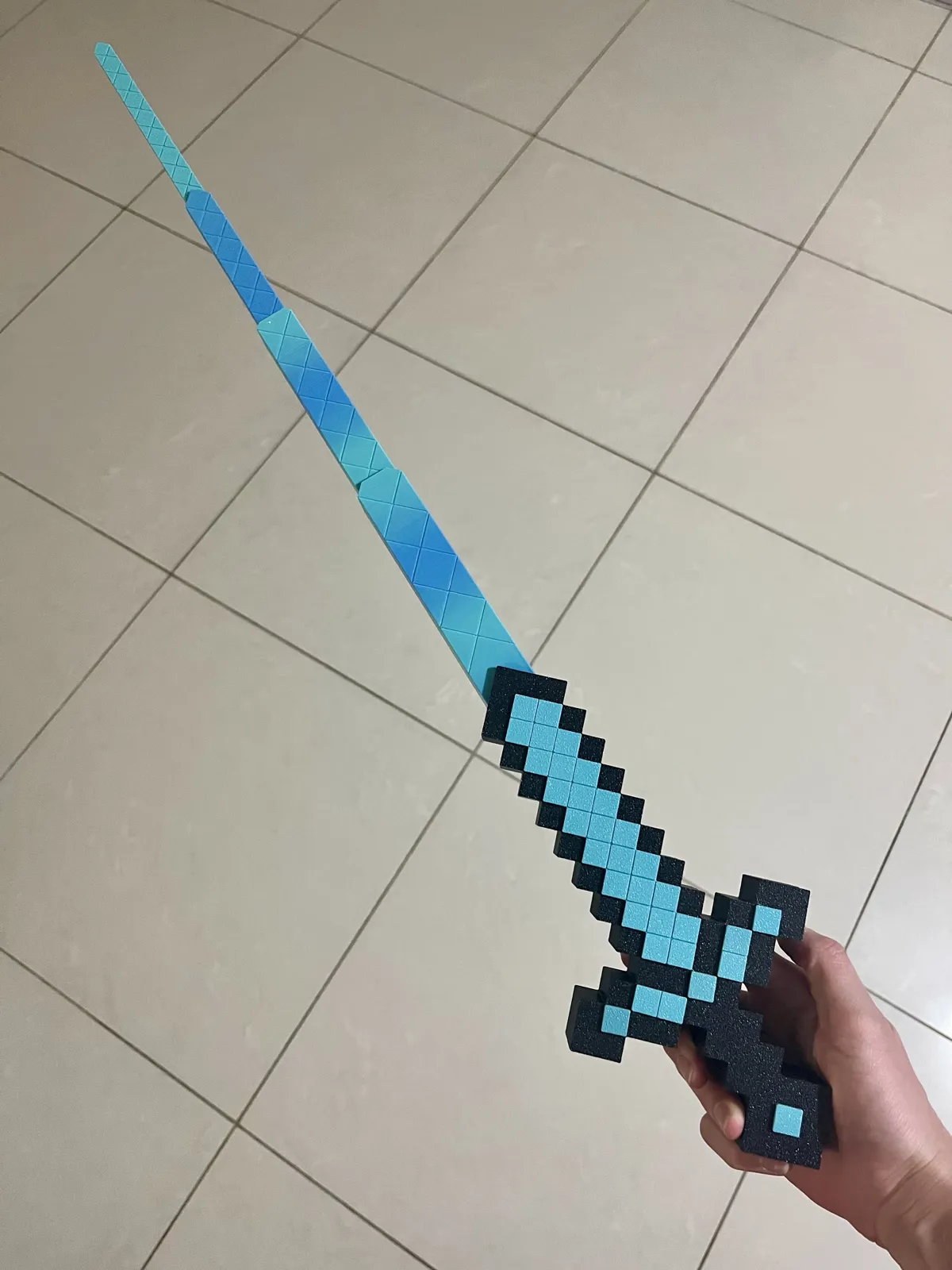 Minecraft Sword - Extendable, photo 3 of 4 - Minecraft Sword - Extendable Props & Cosplay