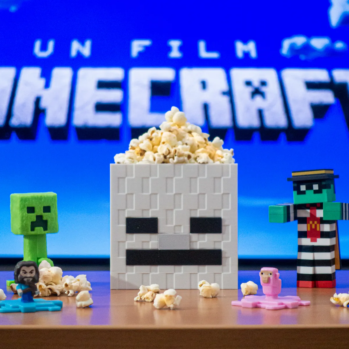 Minecraft Skeleton popcorn bucket, photo 3 of 4 - Minecraft Skeleton popcorn bucket Figurines & Collectibles